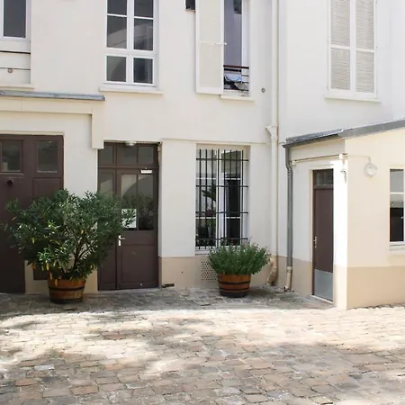 Bright And Charming 60m Family Flat Paris